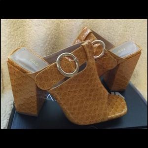 FashionNova Try Again Heeled Sandals 6.5